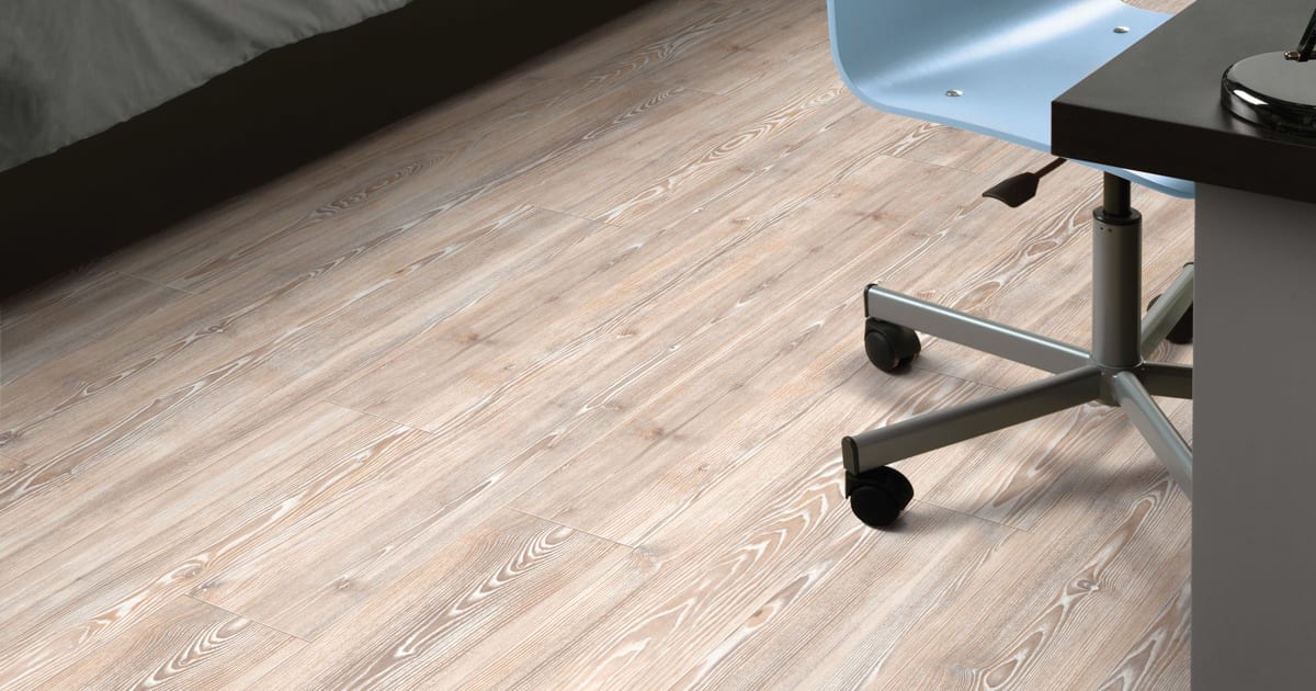 Worn Ash SB5W2539: Click Luxury Vinyl tiles from the Amtico Click